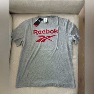 Reebok 5 pieces NWT men t-shirts. Light cotton. Size XL